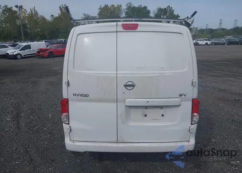 2015 Nissan Nv200 Sv z USA, uszkodzony, nr VIN 3N6CM0KN3FK695521